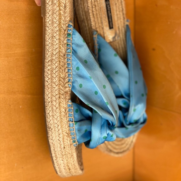 Sandals - Picture 4 of 4